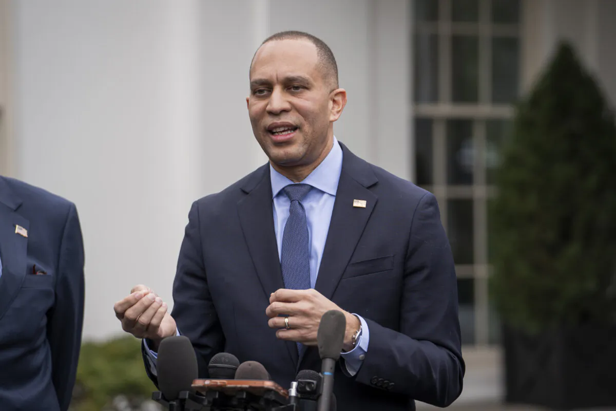 House Minority Leader Rep. Hakeem Jeffries (D-N.Y.) speaks to the press after meeting with President Joe Biden and other congressional leaders at the White House on Feb. 27, 2024. (Madalina Vasiliu/The Epoch Times)