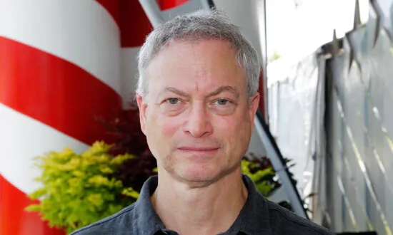 Actor Gary Sinise’s Son Passes Away at 33 From Rare Bone Cancer