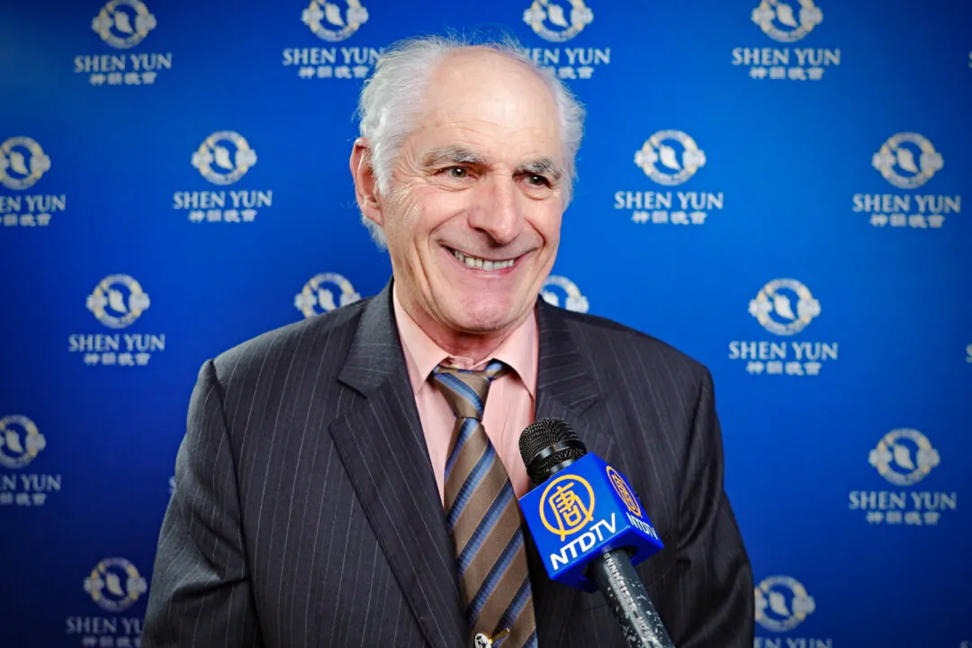 Alain Noury at the Shen Yun Performing Arts performance at Palais des Congrès de Tours on Feb. 23, 2024. (NTD)