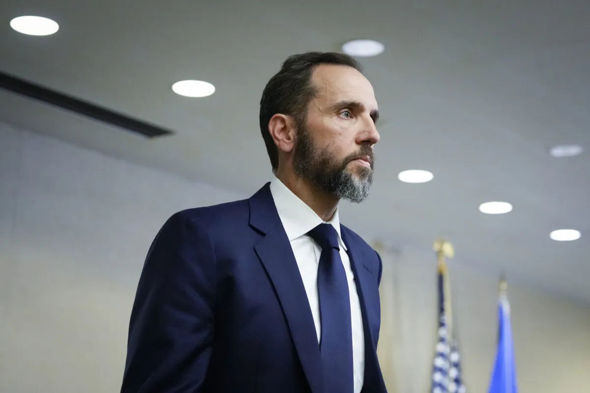 Special counsel Jack Smith in Washington on Aug. 1, 2023. (Drew Angerer/Getty Images)