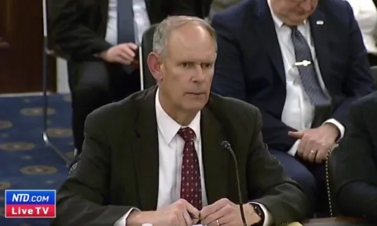 Senate Veteran Affairs Committee Hearing on Honoring Veterans at Ceremonies