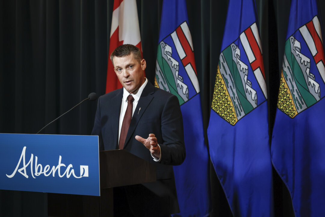 Alberta Government Reinstates Expense Disclosure Policy After Backlash