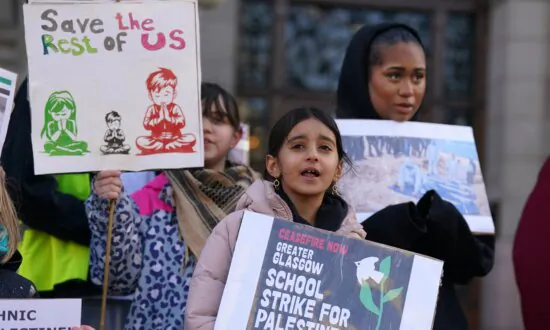 Teachers Told Not to Give Pupils Time Off for Protests