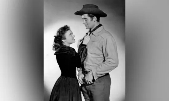 ‘White Christmas’ Star Anne Whitfield Dies at 85