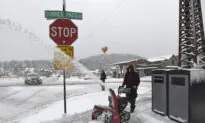Stretch of I-80 Shut Down as Monster Blizzard Dumps Snow on Mountains in California and Nevada