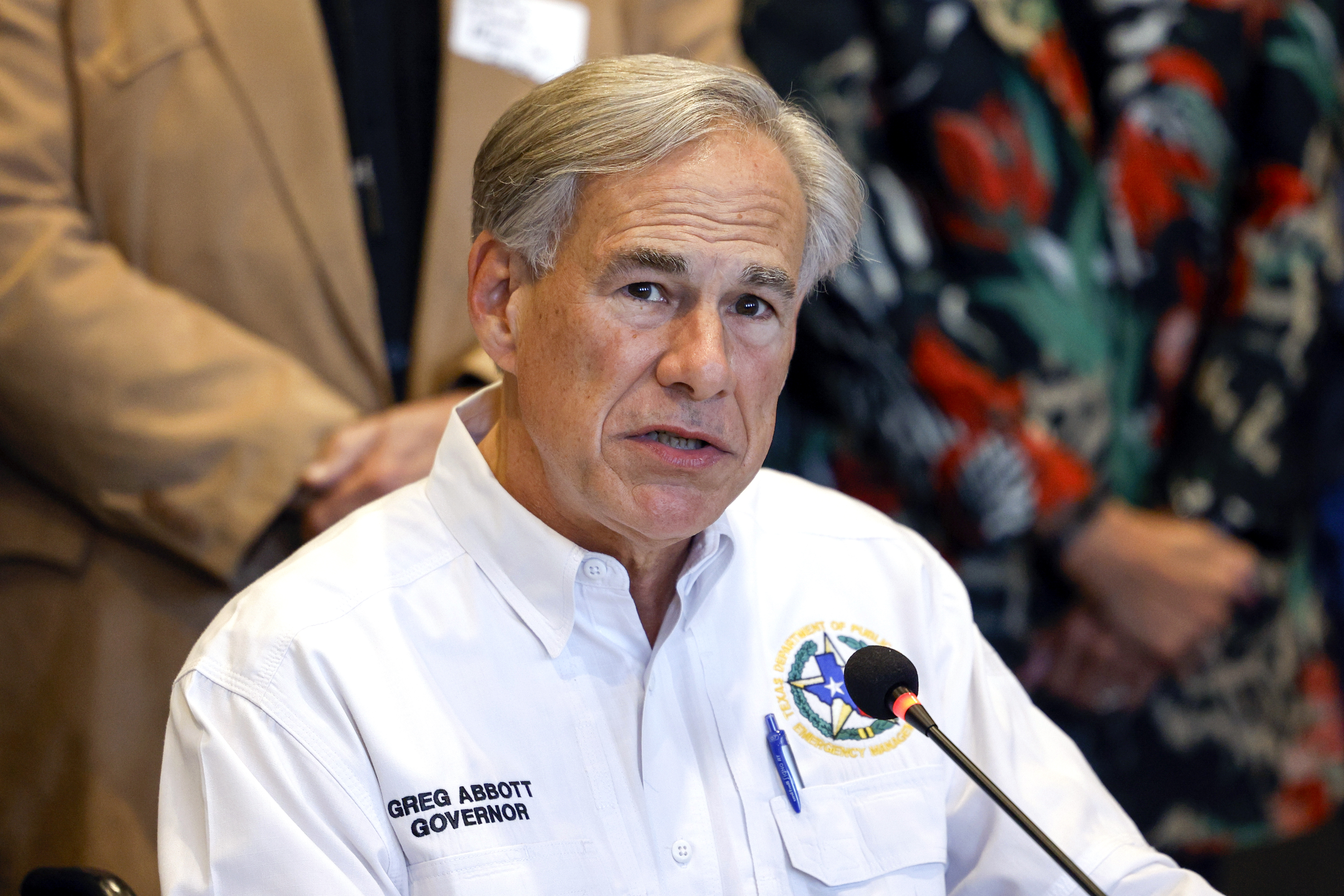 Abbott Holds Press Briefing on Texas Flooding | EpochTV
