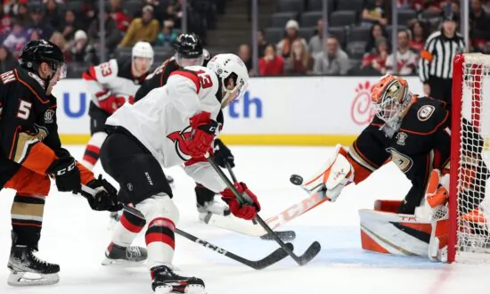 Lukas Dostal Makes 52 Saves as Ducks Hold Off Devils