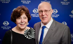 Shen Yun Brings Such Joy Says Retired Air Force Tech