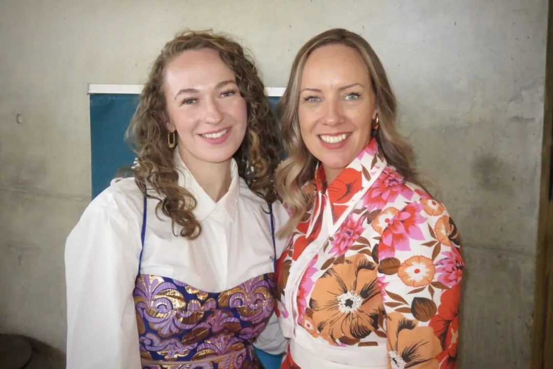 Victorian MP Renee Heath (R), and her sister, Anita Heath (L), attend Shen Yun Performing Arts at Ulumbarra Theatre in Bendigo, Australia, on March 3, 2024. (Beatrice Li/The Epoch Times)