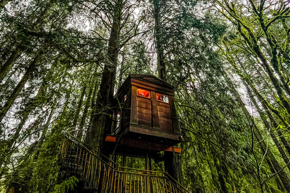 Treehouse Point, a collection of seven rentable treehouses, is neighbored by the Raging River about 30 minutes east of Seattle. This treehouse is known as Bonbibi. (Christopher Reynolds/Los Angeles Times/TNS)