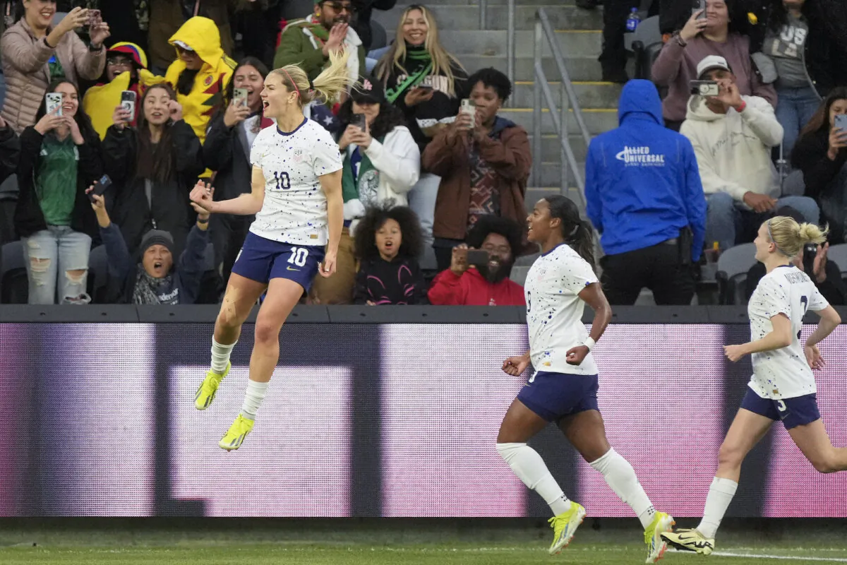 United States midfielder Lindsey Horan (10) celebrates after scoring on a penalty kick during the first half of a CONCACAF Gold Cup women's soccer tournament quarterfinal against Colombia in Los Angeles on March 3, 2024. (Marcio Jose Sanchez/AP Photo)