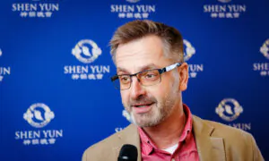 Shen Yun Presents the Truth of Past and Present Day China to Prague
