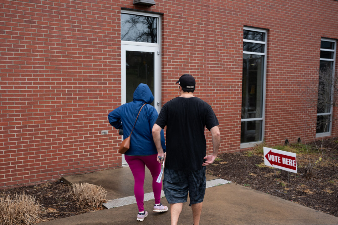 Voters Head to Polls for Tennessee’s Special Election Today
