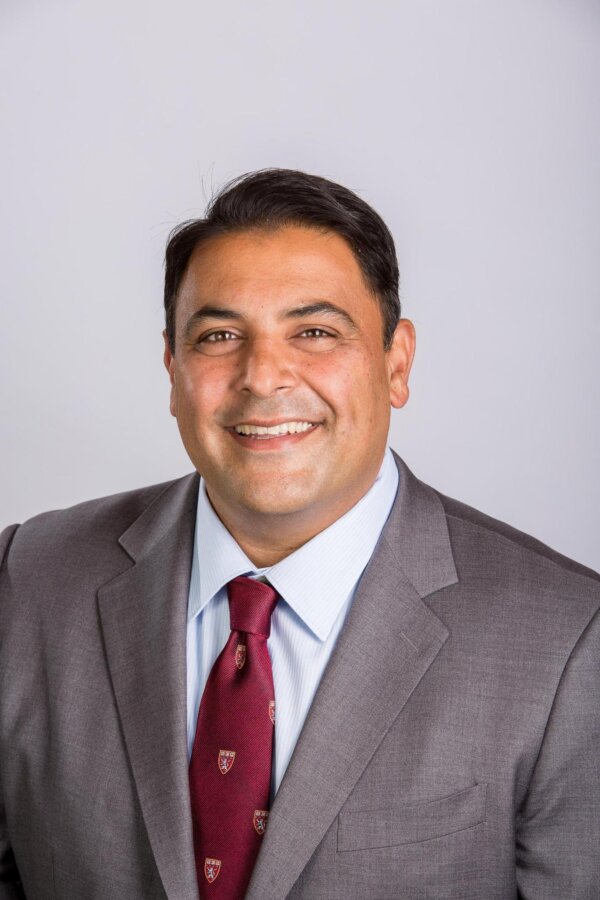 Dr. Datis Kharrazian