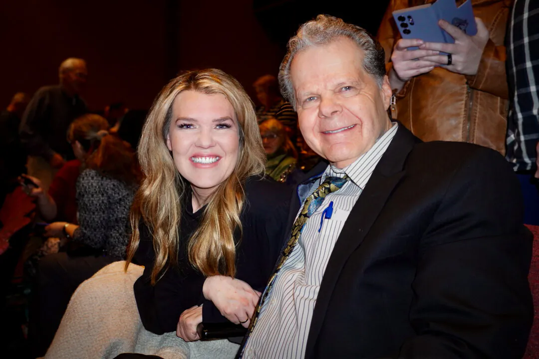 Melanie Wride and Wayne Wride enjoyed Shen Yun's evening show at the Frontier Center for the Performing Arts on March 5, 2024. (Sherry Dong/The Epoch Times)