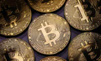 Bitcoin Falls to $61,193 as US Dollar Strengthens