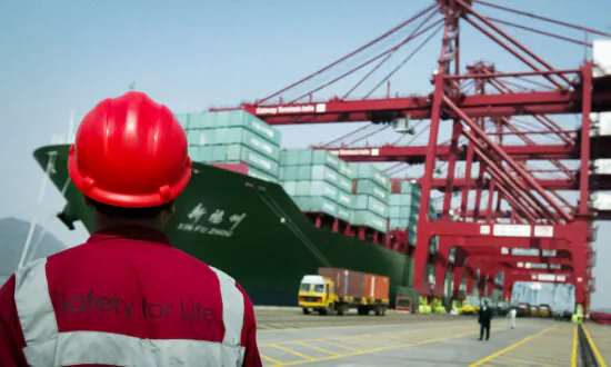 India Halts Pakistan-Bound Chinese Ship Over Missile Program Fears