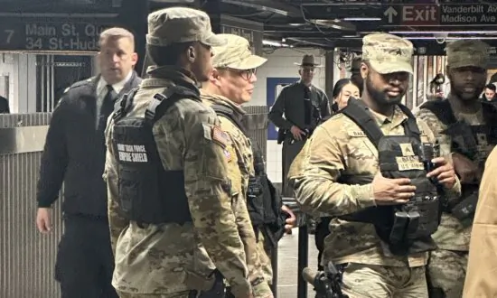 Gov. Hochul Deploys National Guardsmen, State Police to Combat NYC Subway Crime