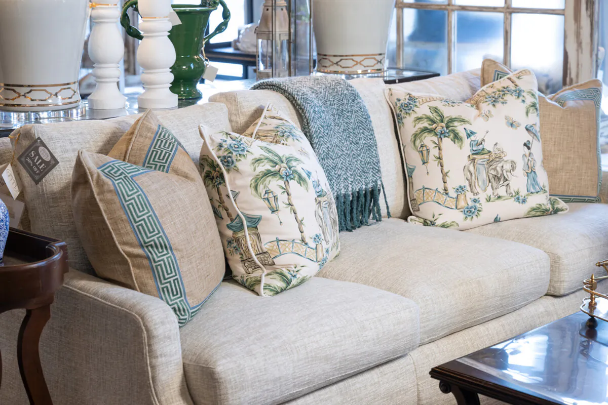 When it comes to mixing patterns in interior design, considering scale is crucial to achieving a harmonious and visually pleasing result. (Handout/TNS)