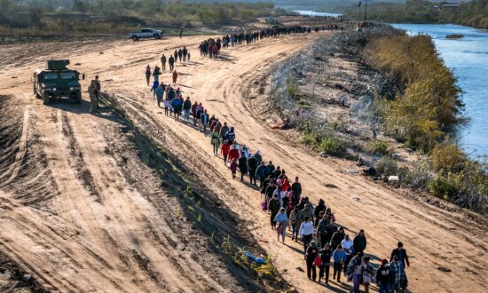 Terrorist Caught Illegally Crossing Border Says He Was 'Here to Make a Bomb'