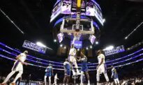 Anthony Davis Puts up 27 Points, 25 Rebounds in Lakers’ 120–109 Victory Over Ailing Timberwolves