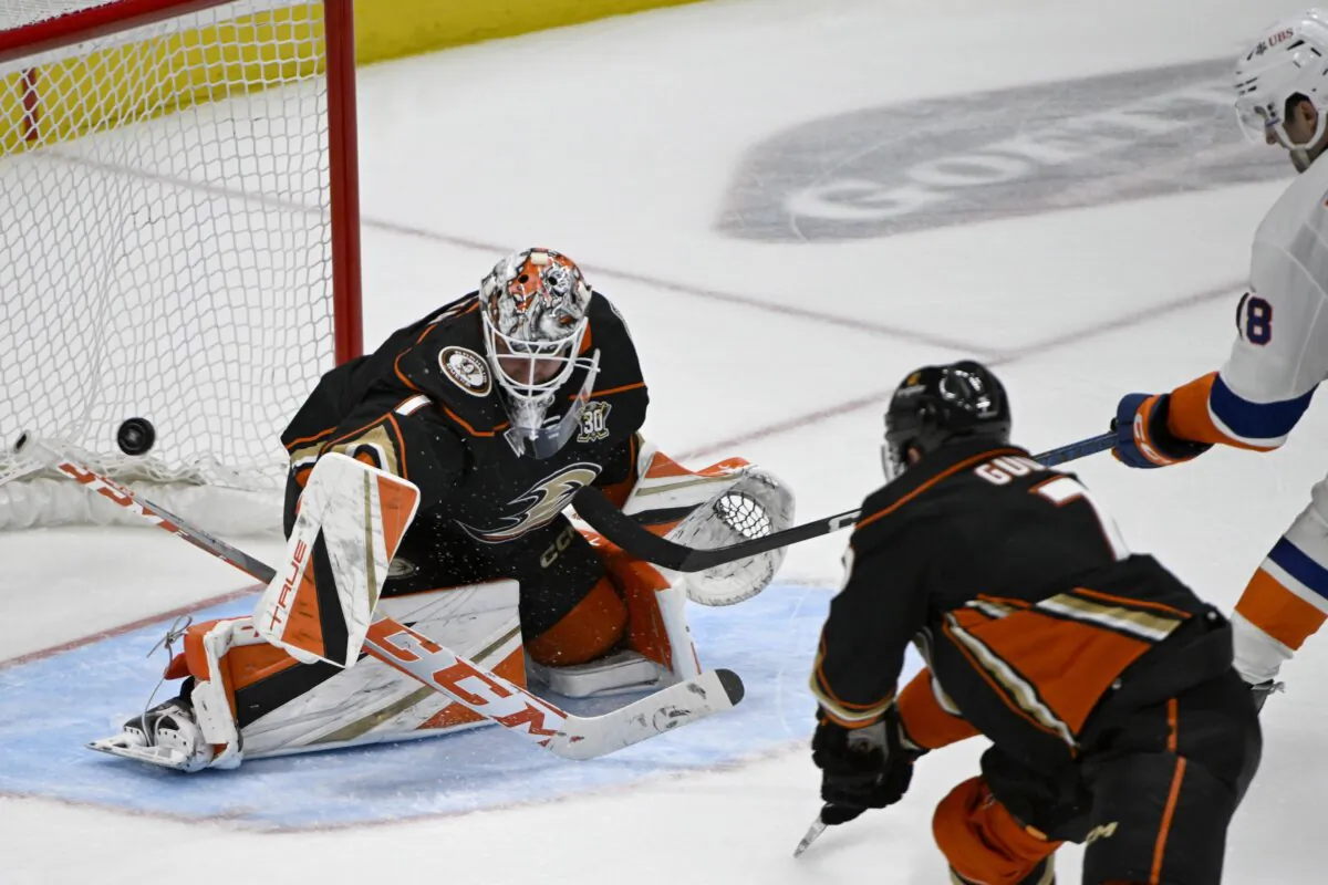 New York Islanders left wing Pierre Engvall (18) gets a shot past Anaheim Ducks goaltender Lukas Dostal (1) to score during the third period of an NHL hockey game in Anaheim, Calif., on March 10, 2024. (Alex Gallardo/AP Photo)