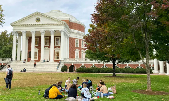 Virginia Becomes Second State to Ban Legacy Admissions
