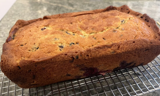 Blueberry Lemon Ricotta Loaf Is a Spring Treat