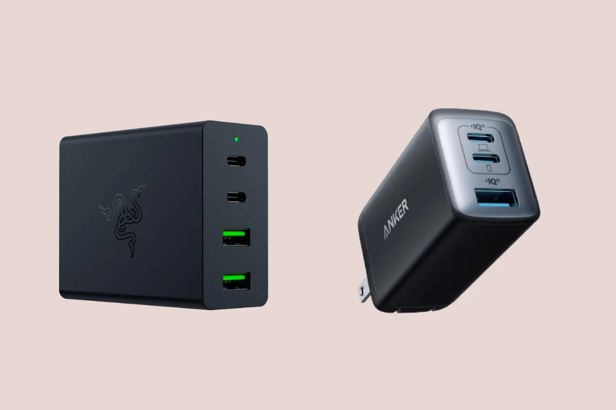 (Left) Razer USB-C 130W GaN Charger (Right) Anker USB-C 3-Port Charger (Illustration by The Epoch Times, Amazon)