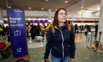 Passenger Describes People ‘Bounced Off the Roof’ on Plane That Dropped During Flight to New Zealand