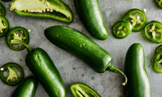 The Secret to Stopping Burning Hands After You Cut Hot Peppers