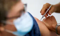 Problems After COVID-19 Vaccination More Prevalent Among Naturally Immune: Study
