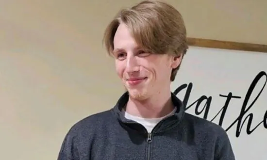 Parents of Missing Missouri College Student in Nashville Pleading for Answers as Cajun Navy Steps In