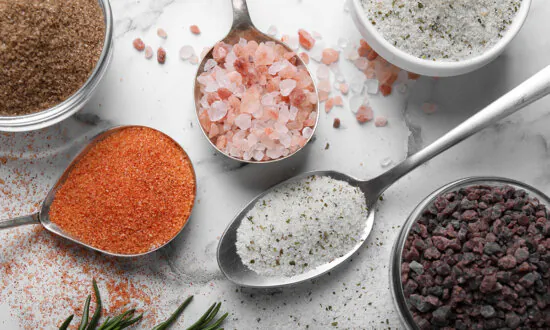 The Healthiest Kinds of Salt: These Contain More Nutrients and Less Sodium