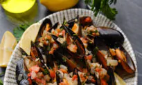 Mussels in White Wine Sauce