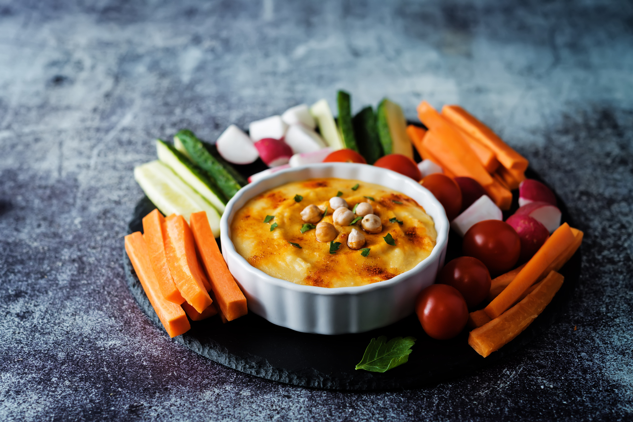 hummus dip with vegetables