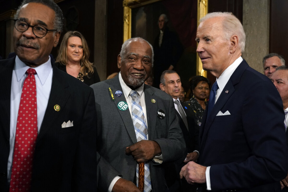 Epoch Times Photo
