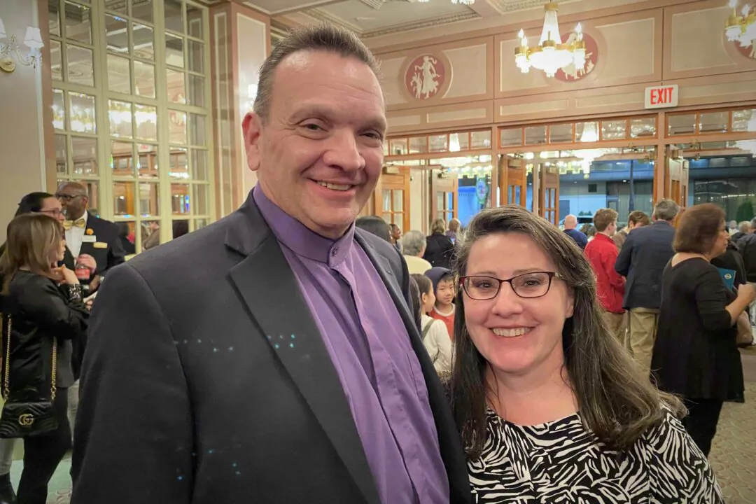 Jeff and Debbie Russell enjoyed Shen Yun's evening show at the Miller Theater on March 15, 2024. (Lily Sun/The Epoch Times)