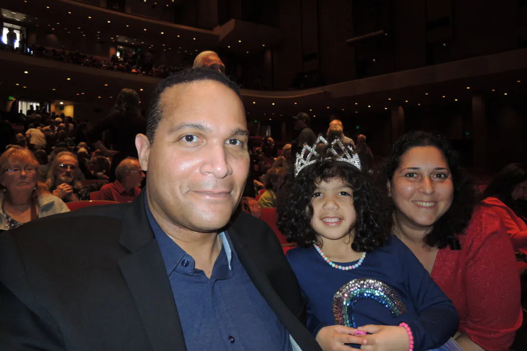 Nuri Kahn and his family attended Shen Yun Performing Arts at Keller Auditorium in Portland, Ore., on March 15. (Mary Zhang/Epoch Times)