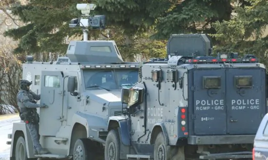 Despite Hours of Negotiations, Armed Man Killed by Police in Eastend Calgary Standoff