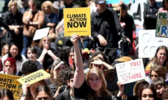 Climate Activists to be Charged After Blockade in Melbourne CBD