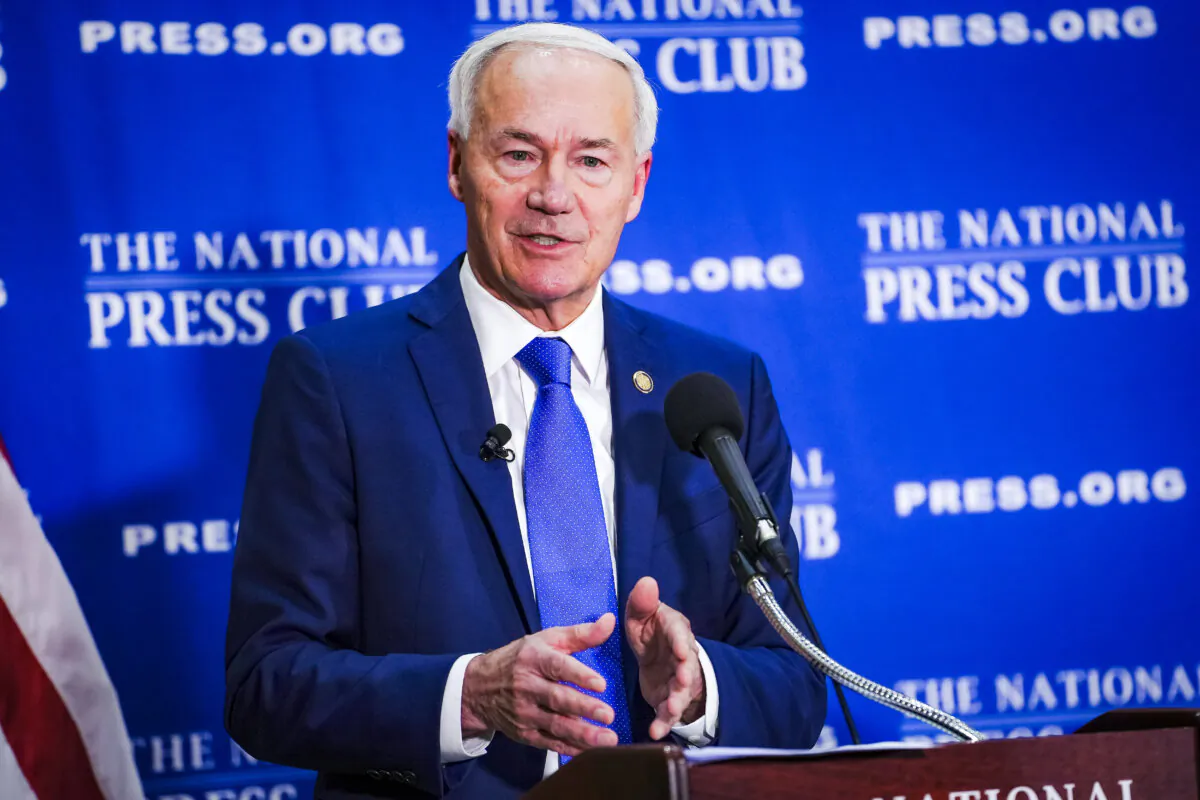 Former Arkansas Gov. Asa Hutchinson speaks at the National Press Club in Washington on July 17, 2023. (Madalina Vasiliu/The Epoch Times)