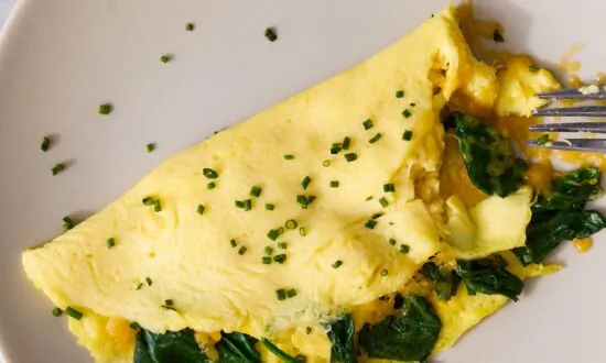 This Is the Only Way I’ll Ever Cook an Omelet