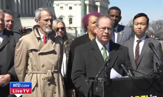 Reps. Murphy and Others Hold Press Conference on Bill to Ban DEI in Medical School