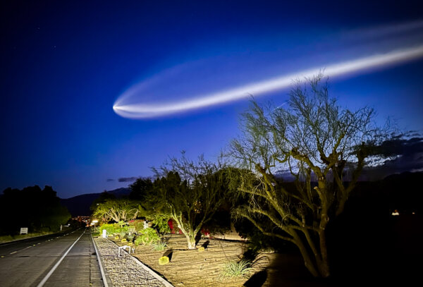 Falcon 9 Rocket Launch Lights Up California Skies | California Insider