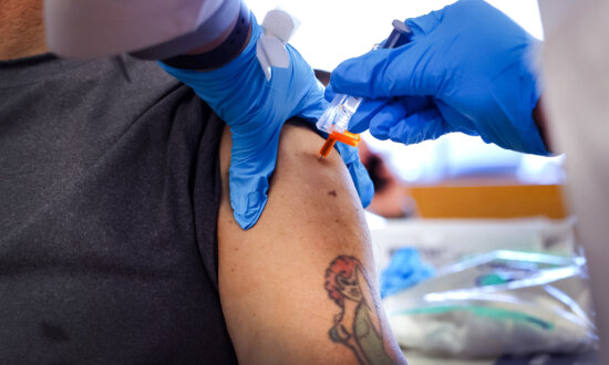 Influenza Vaccines Linked to Elevated Stroke Risk in Elderly: FDA Study