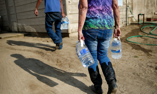 Federal Agency Issues Warning About Drinking Water