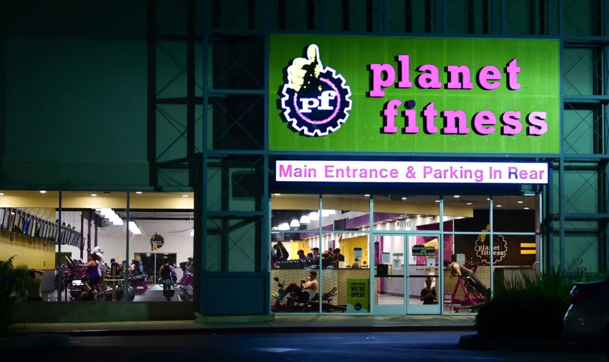 People work out at a Planet Fitness gym in Alhambra, California, in a file photo. (Frederic J. Brown/AFP via Getty Images)