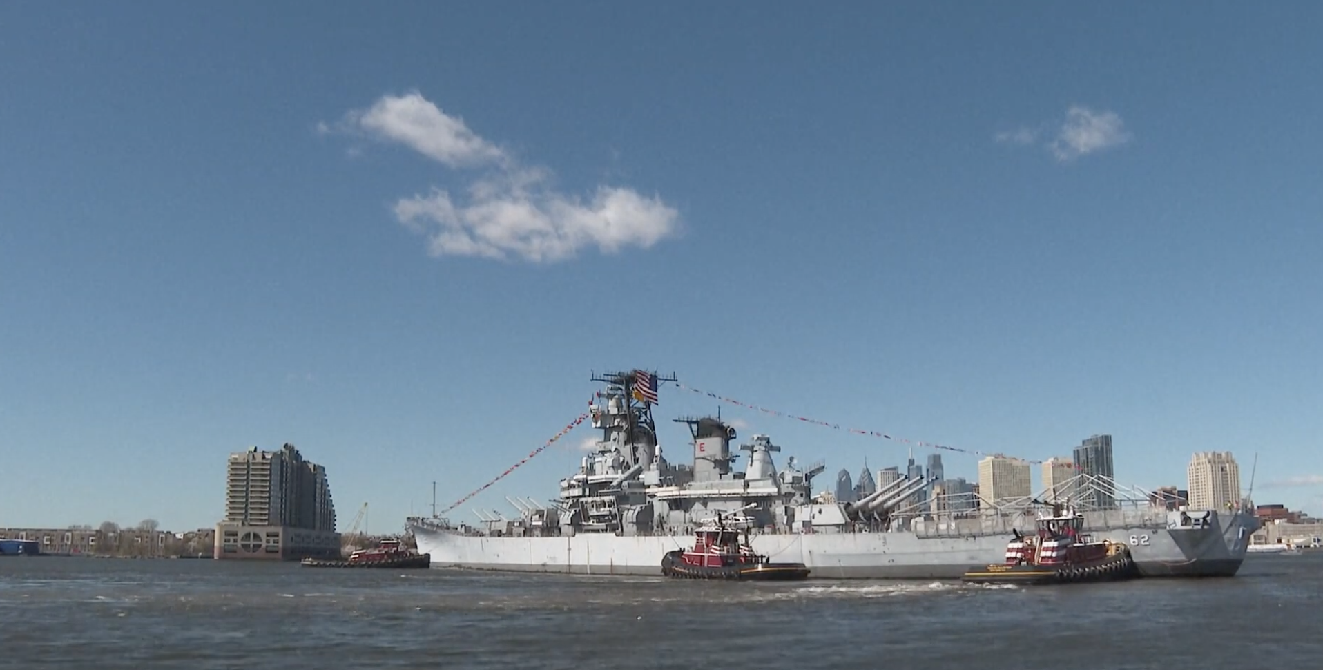 Crowds Watch Iconic Battleship Float Down Delaware River EpochTV