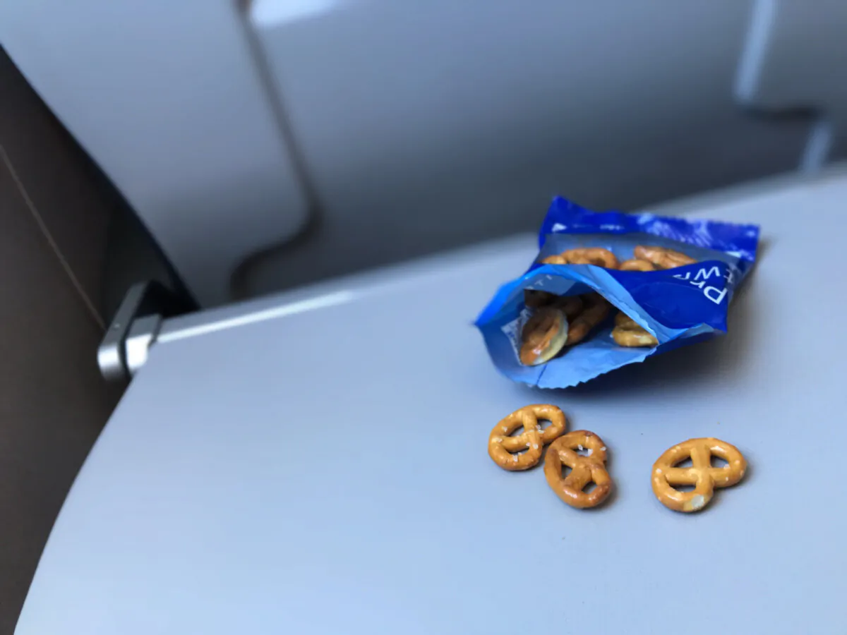 Pretzels are a staple airplane snack but there are tasty alternatives you can bring. (AdamJohnHurley/Shutterstock)